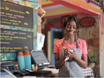 black-woman-cashier